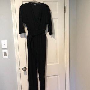 Black 3/4 sleeve jumpsuit with belt